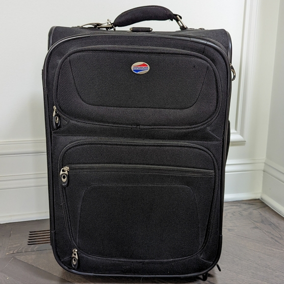 American Tourister Other American Tourister Rolling Travel Suitcase